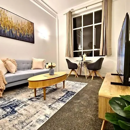 Heritage Luxe Retreat On Queens Auckland Exterior photo