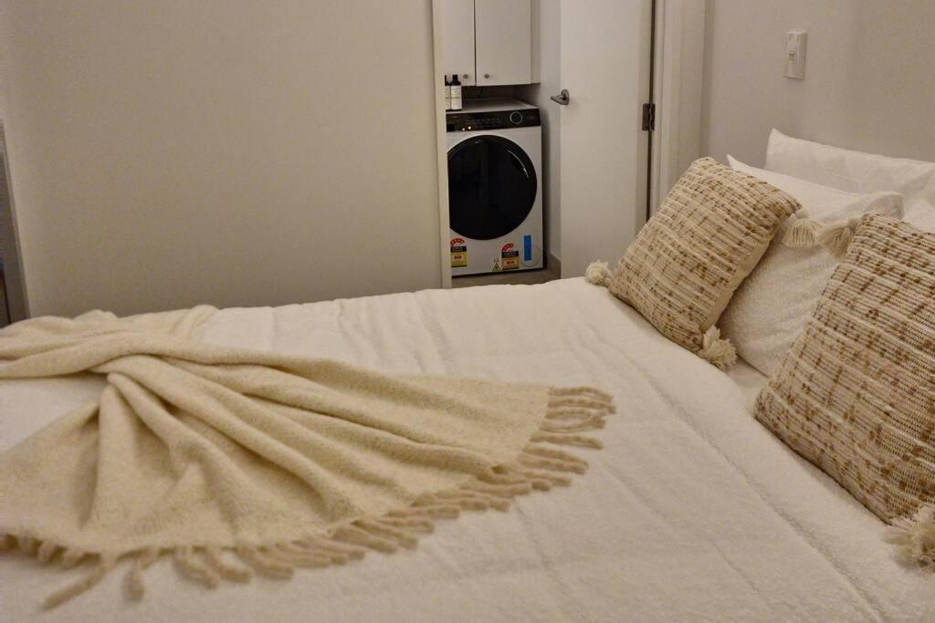 Heritage Luxe Retreat On Queens Apartment Auckland
