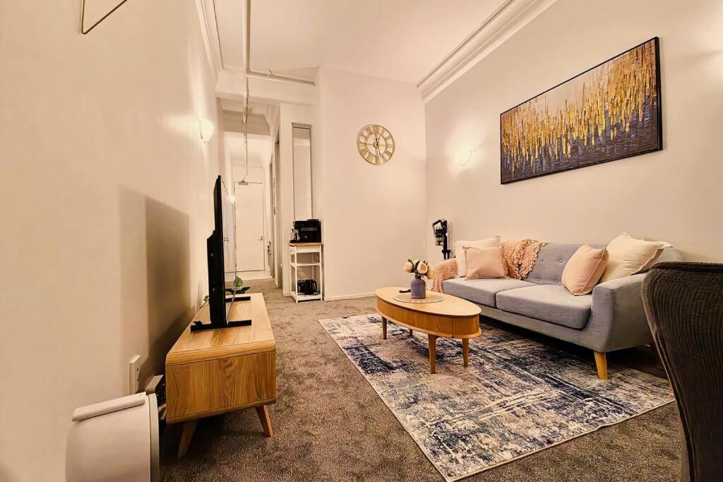 Heritage Luxe Retreat On Queens